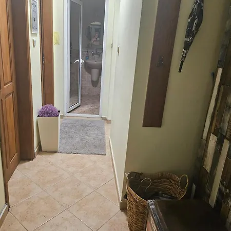 Ubytování v soukromí за двама в град Burgas City